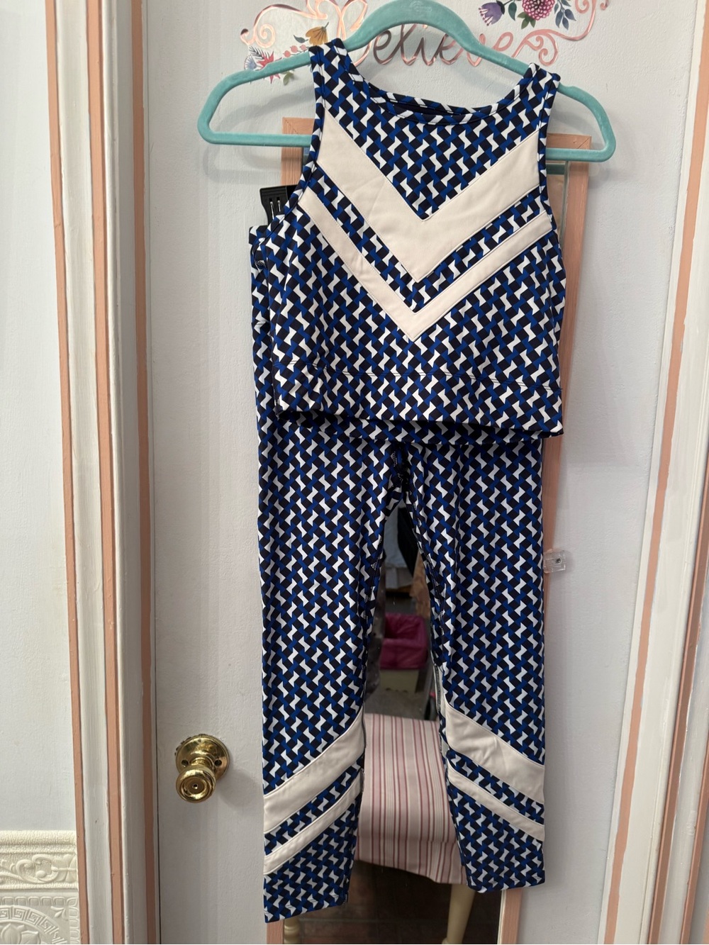 Lou & Grey blue and black top size M with matching leggings size small
